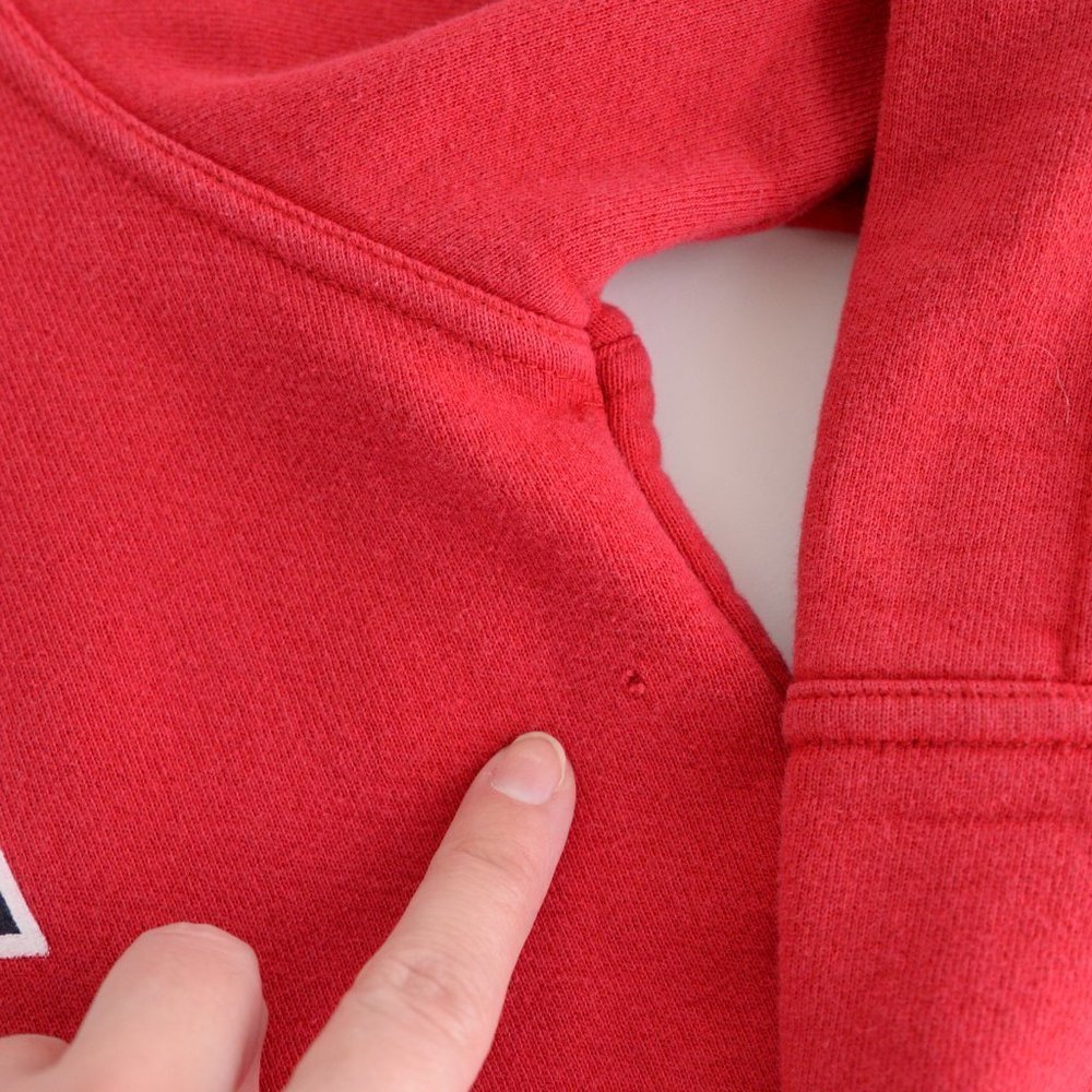 Vintage  90's Y2K Tommy Hilfiger Red Crewneck Sweater Size Large - Picture 13 of 13